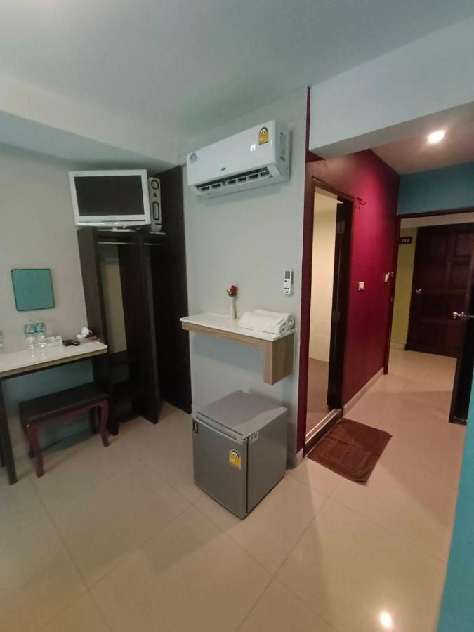 Hostel Bb House Rambuttri Bangkok Zewnętrze zdjęcie